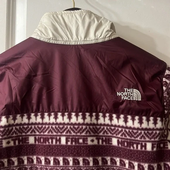 The North Face Jacket,Light Medium Size New with out Tag - Picture 5 of 6